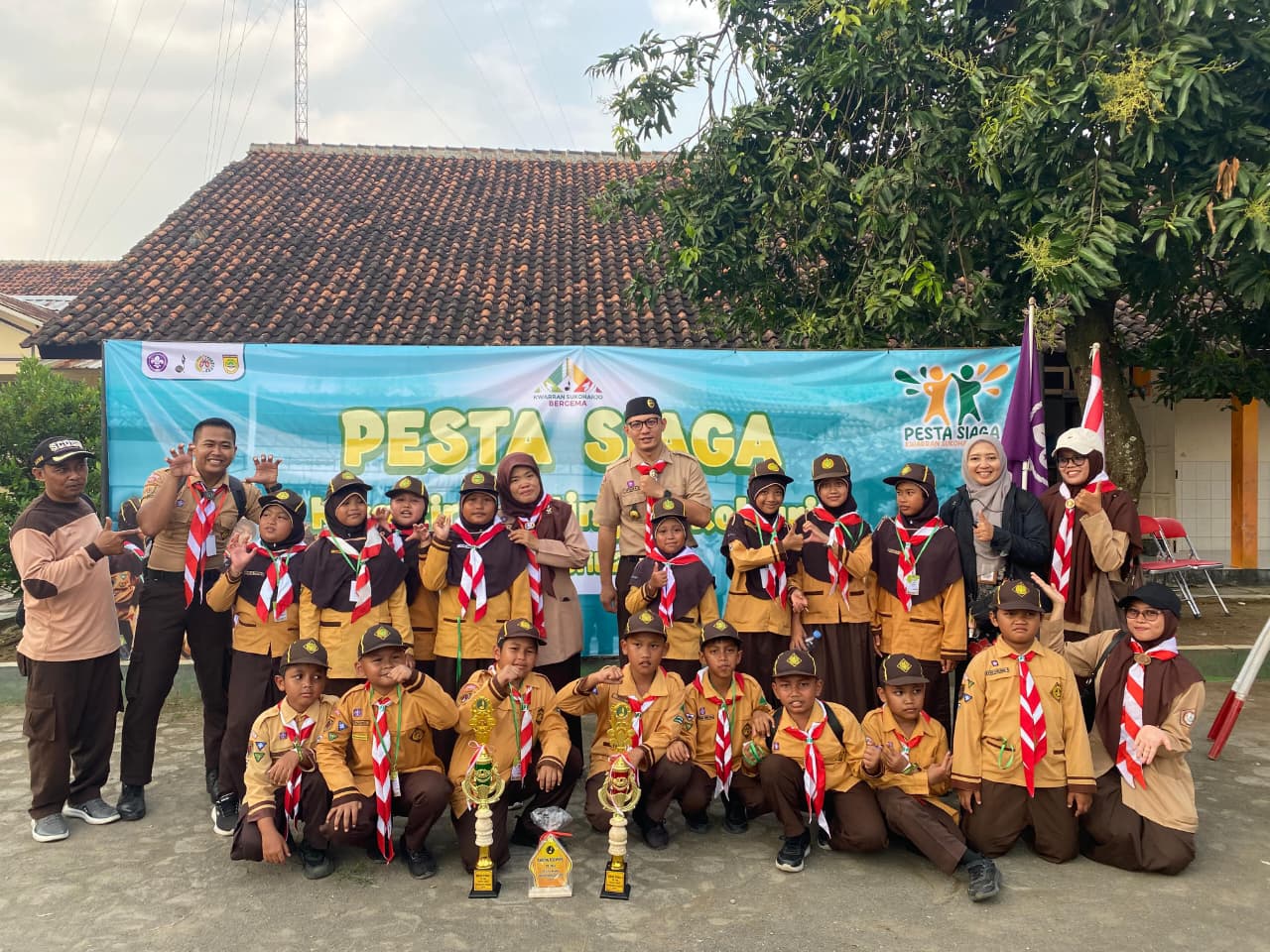 Borong Juara! Barung Putra dan Putri MIN 1 Sukoharjo Berjaya di Pesta Siaga Kwarran Sukoharjo