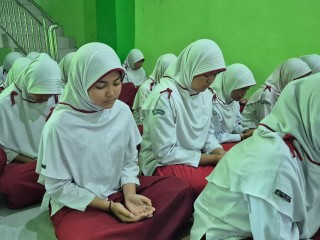 Murid Kelas 6 MIN 1 Sukoharjo Gelar Doa Bersama Jelang Tes Kemampuan Akademik (TKA) dan Asesmen Nasional (AN)